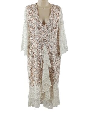 Chelsea28 Cream Lace Long Sleeve Maxi Dress